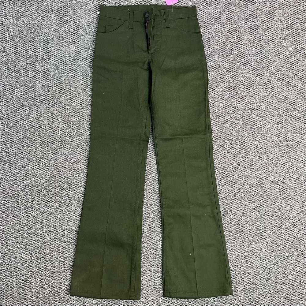 Army green deadstock Levi’s 70s pants